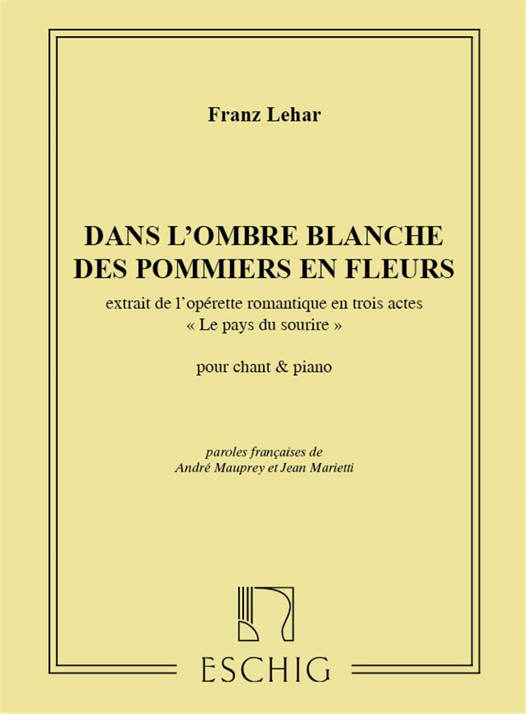 Dans L'Ombre Blanche Des Pommiers En Fleurs